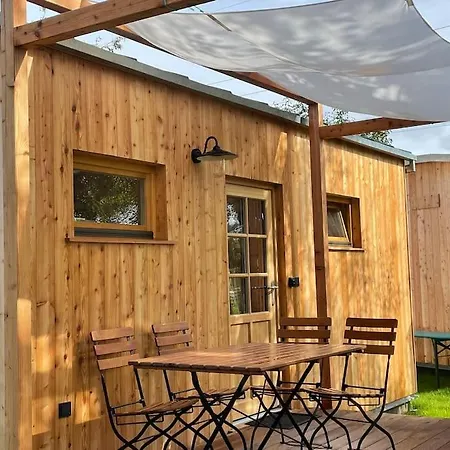 Tinyhaus Nuss Dom wakacyjny